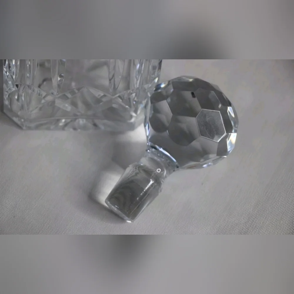 Vintage Signed ATLANTIS "Miguel" Genuine Hand Blown Crystal 10" Square Decanter - Picture 13 of 13